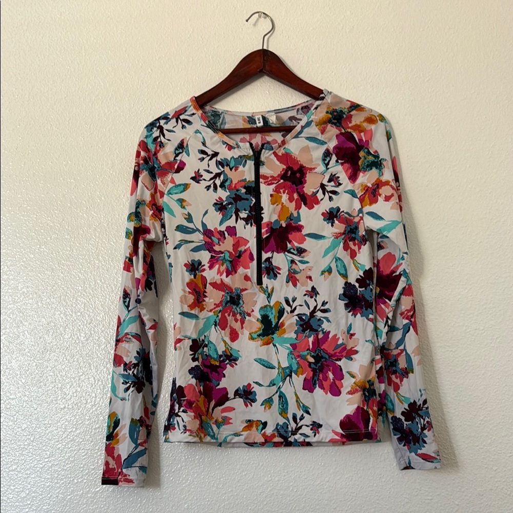 Bar III Red and Green Fitted Blouse